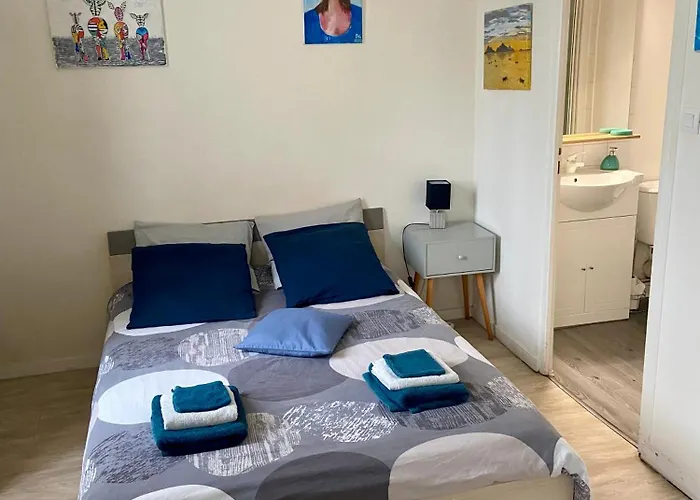 Studio tout confort meublé le petit logis-local vélo